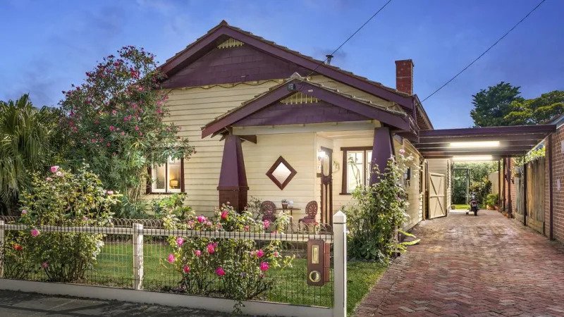 Jeanette Large of Women’s Property Initiatives lists Coburg North home
